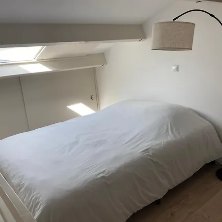 شقة Maisonnette Climatisee A Louer Dans Fermee Proche