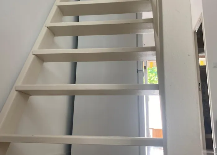 Apartment Maisonnette Climatisee A Louer Dans Fermee Proche *